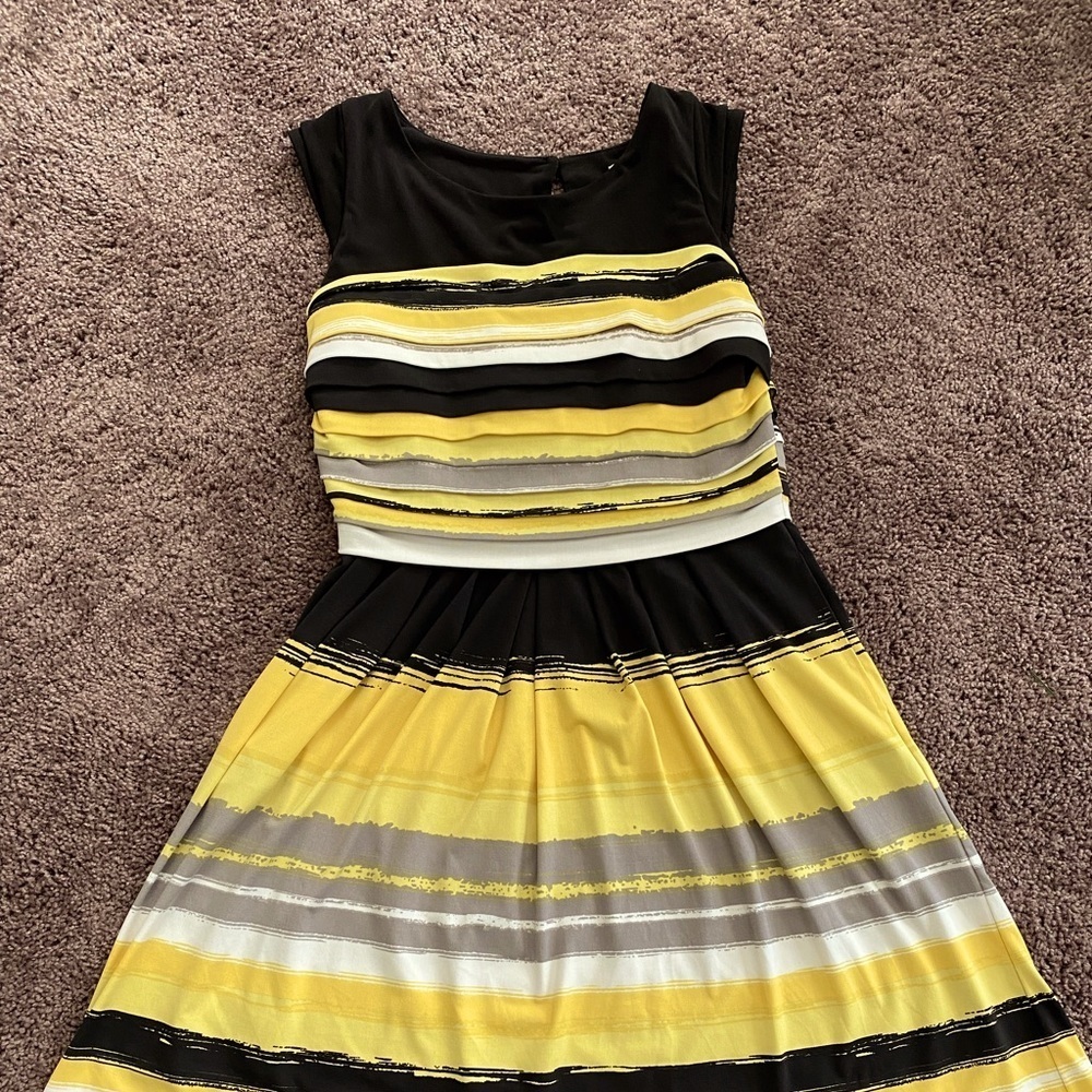 Max and Cleo dress